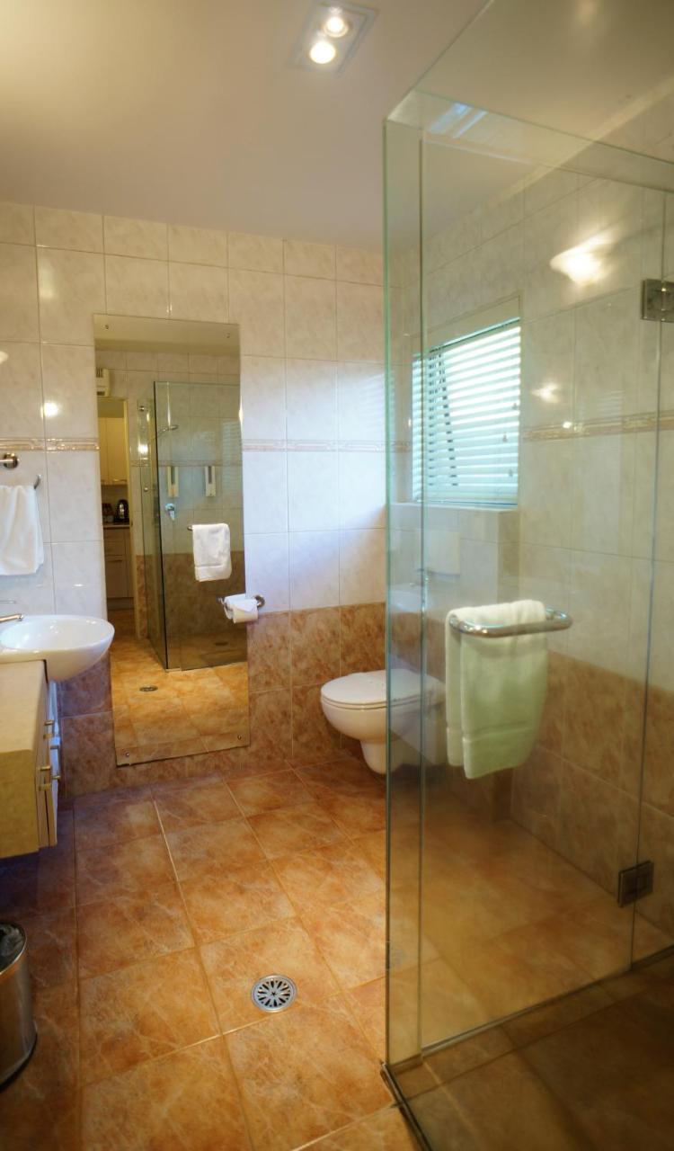 Cornwall Park Motor Inn Окленд Экстерьер фото