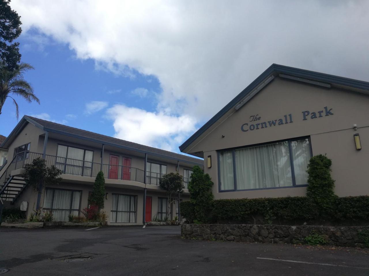 Cornwall Park Motor Inn Окленд Экстерьер фото